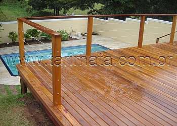Deck de madeira para jardim Deck de madeira para jardim