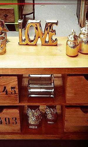 Rack de madeira rustica Rack de madeira rustica